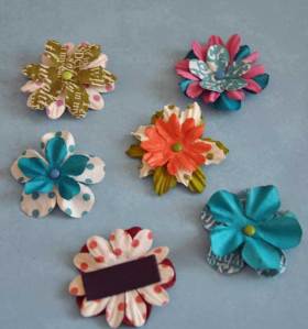 making-paper-flower-magnets
