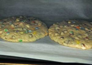 monster-cookies-baking